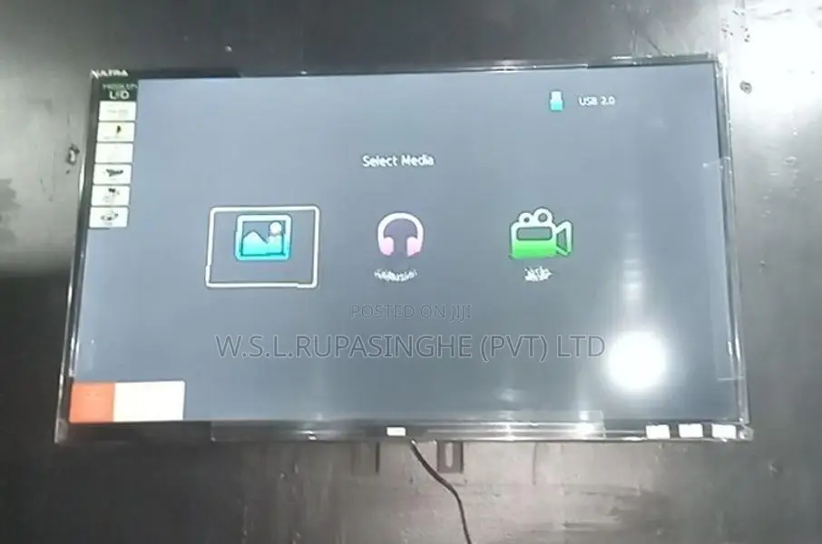 UNIC LED 32 TV