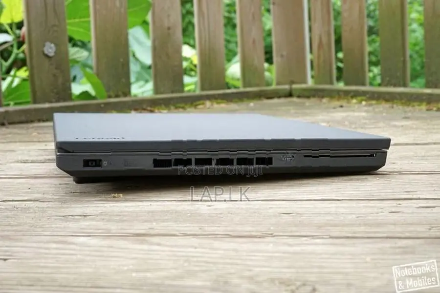 Lenovo Thinkpad T460p Core i7–6820HQ 8GB RAM 256GB SSD