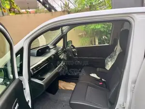 Honda Grace EX 2015