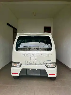 Honda Grace EX 2015