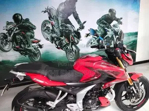 Bajaj Pulsar N160 Premium 2026