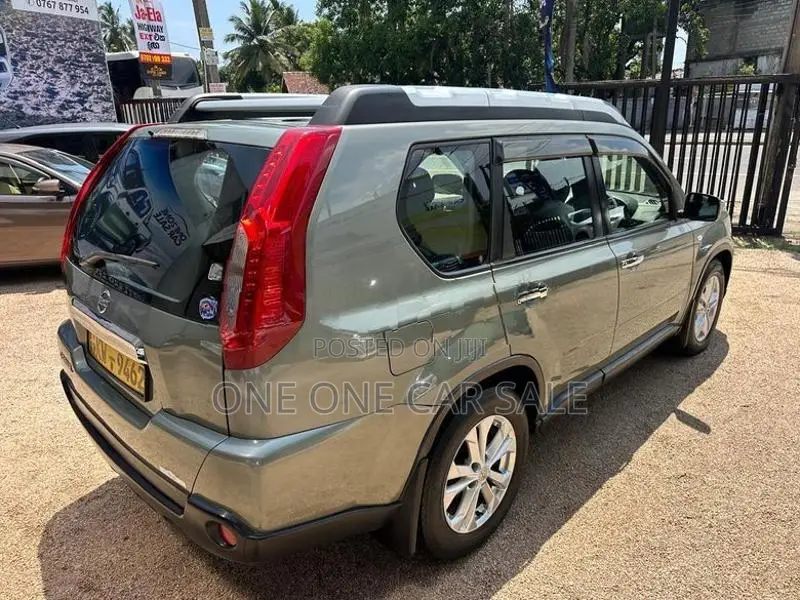 Honda Vezel Premium 10sp 2013