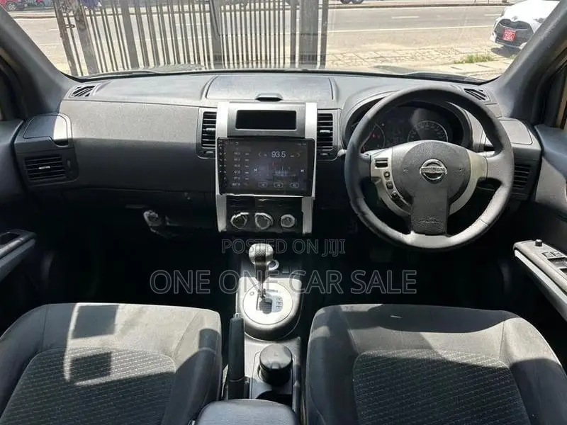 Honda Vezel Premium 10sp 2013