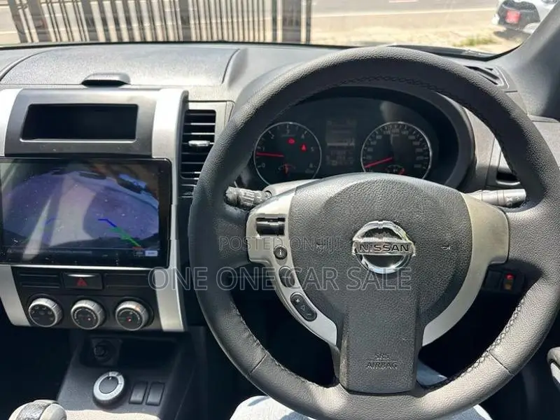 Honda Vezel Premium 10sp 2013
