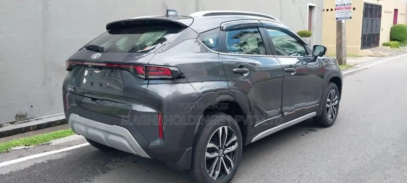 Toyota Taisor V Urben Cruiser 2026