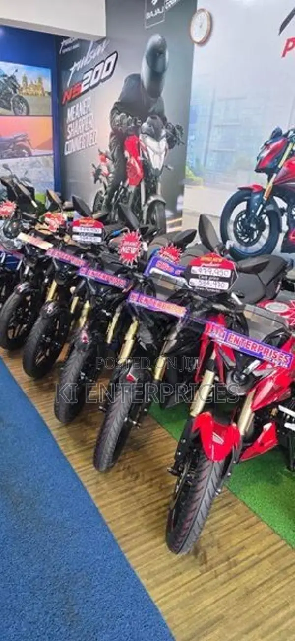 Bajaj Pulsar N160 Premium 2026