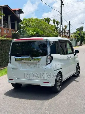 Toyota Roomy Custom Gt Turbo 2023