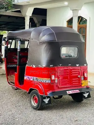 Bajaj RE 2003
