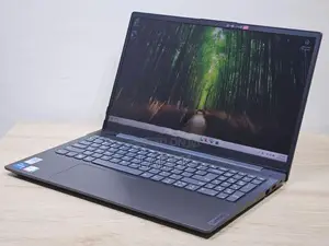 Lenovo Ideapad 330S-14IKB Core i3 8130U 8th Gen 14-inch Display 8GB RA