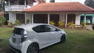 Toyota Aqua GS 2014