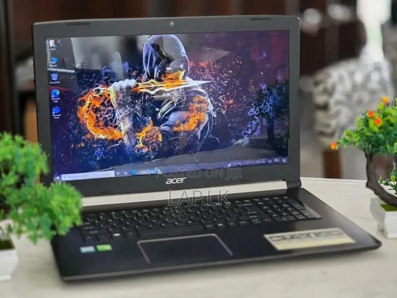 Acer Aspire A517-51G Core i7 7500U 7th Gen NVIDIA 940MX 2GB VGA