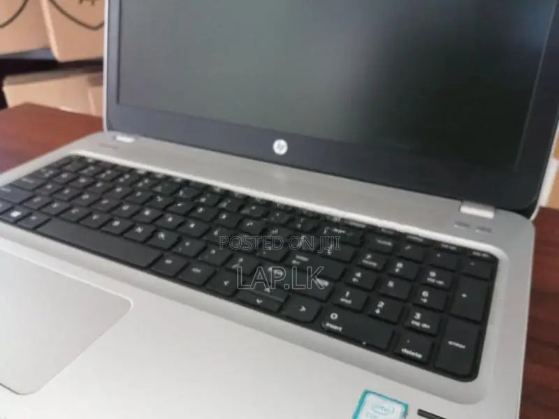 HP ProBook 450 G4 Core i5 7200U 7th Gen 15.6 FullHD Display 8GB RAM