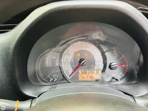 Toyota Vitz 2015