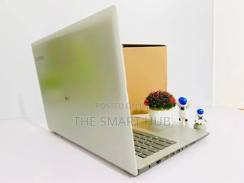Lenovo Core i7 8Gen 20GB RAM 512GB SSD Radeon Graphics Laptops
