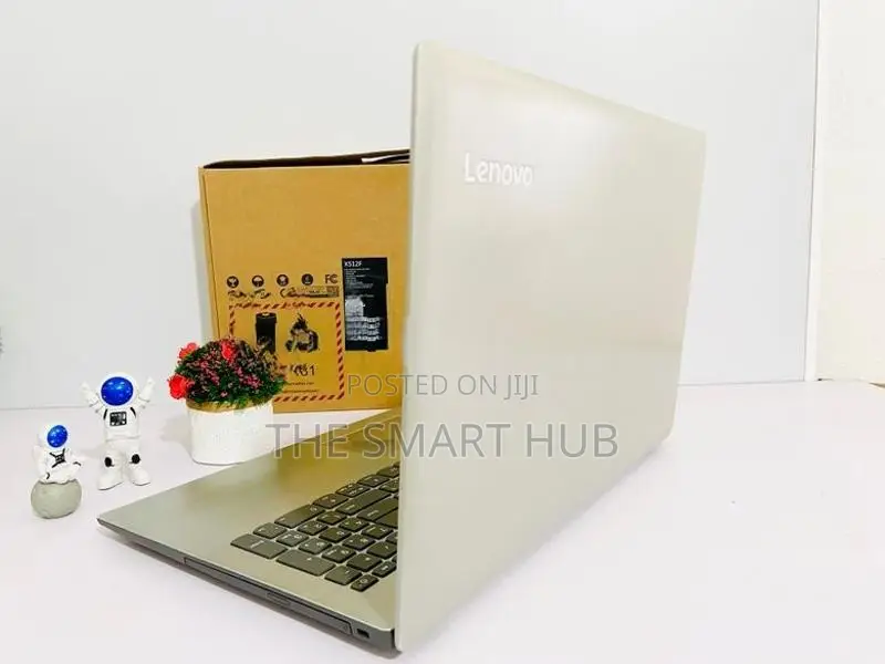 Lenovo Core i7 8Gen 20GB RAM 512GB SSD Radeon Graphics Laptops