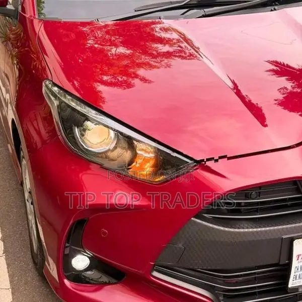 Toyota Yaris X 2024