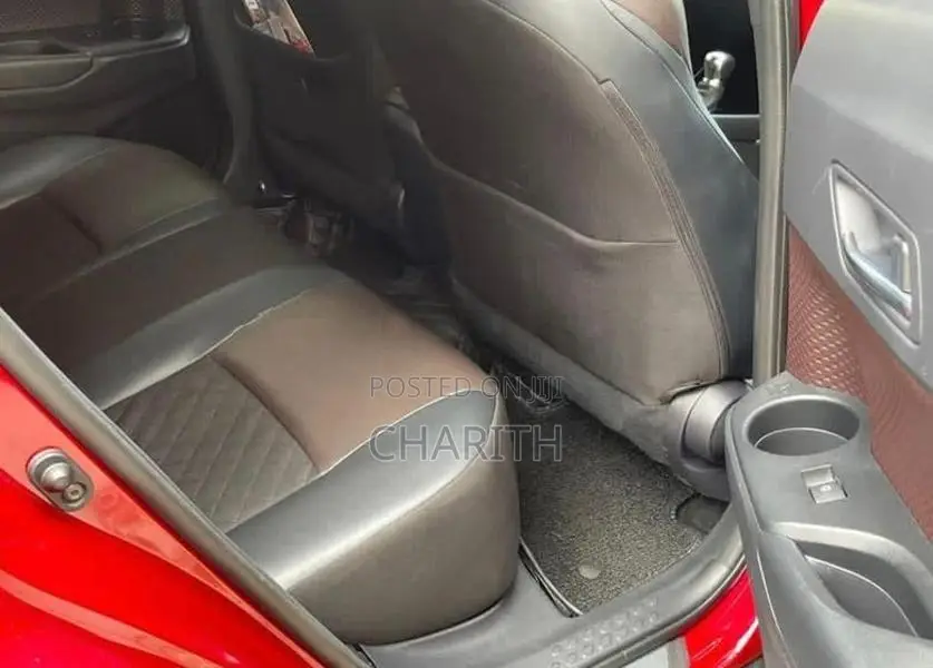 Toyota CHR Ngx10 2WD 2018