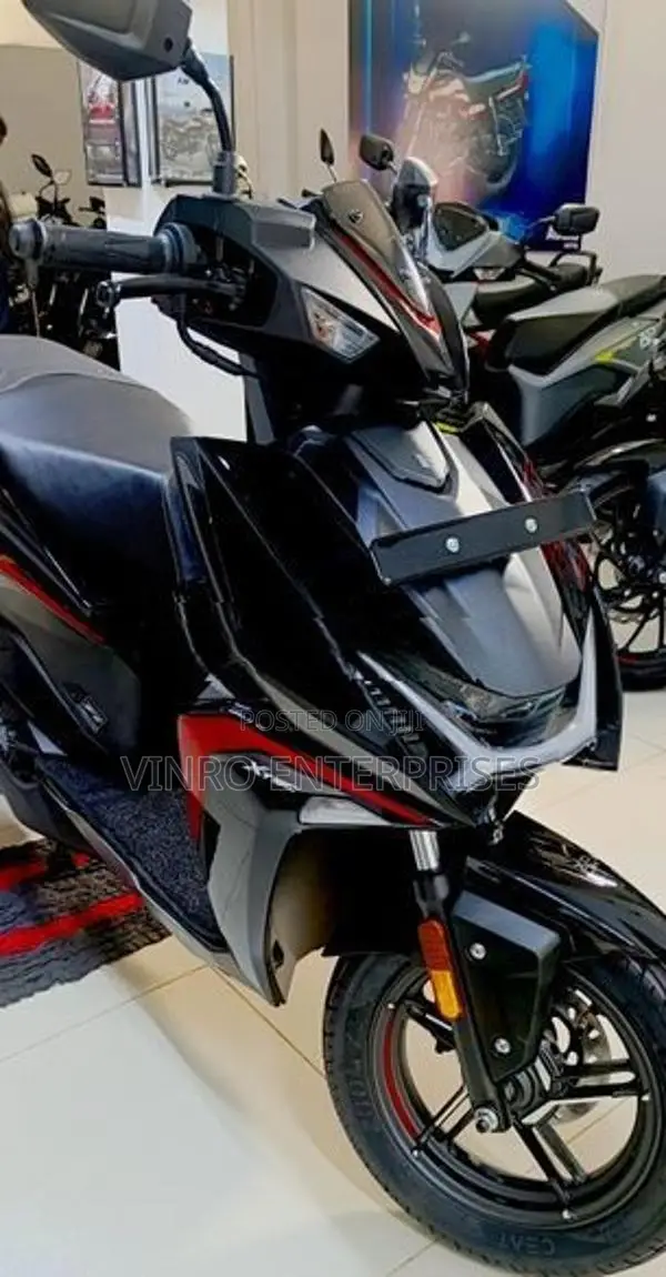 Hero XOOM 125R 2026