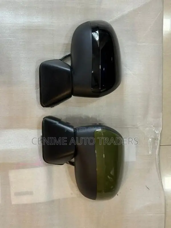 Daihatsu Taft Mirror