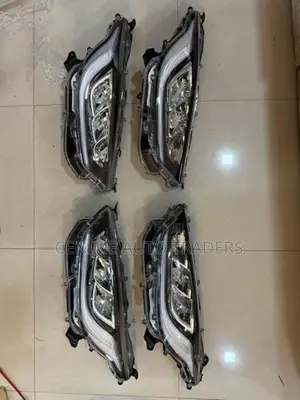 Toyota Yaris LED Head Lamp