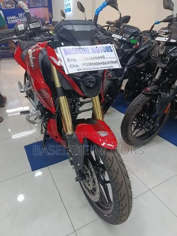 Bajaj Pulsar N160 Premium 2026