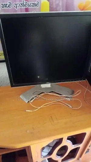17 Inches Monitor