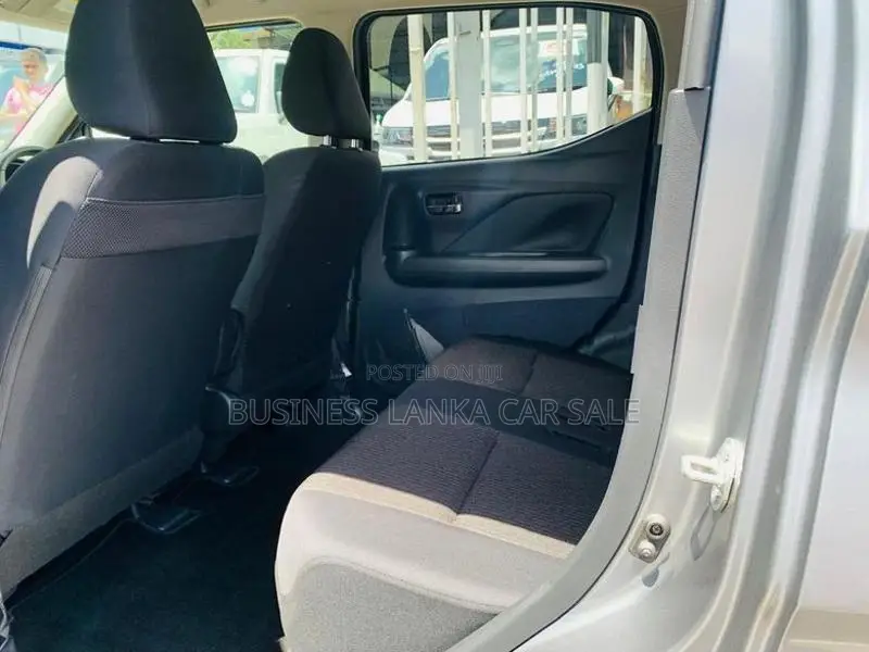 Ford Laser LX 2001