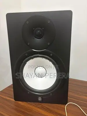 Yamaha Hs 8