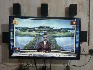 Abans 32'' LED Tv