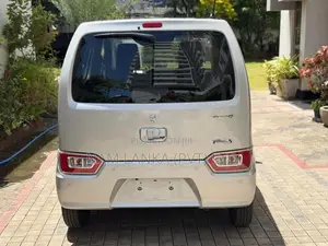 Suzuki Wagon R FX Fx-S Hybrid 2025