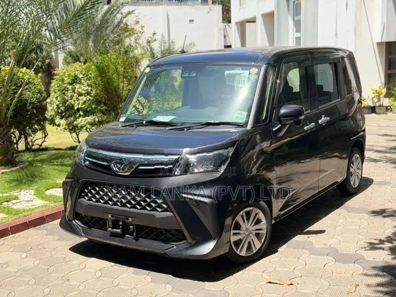 Toyota Roomy G Grade 2025