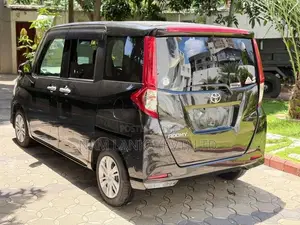 Toyota Roomy G Grade 2025