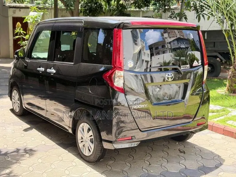 Toyota Roomy G Grade 2025