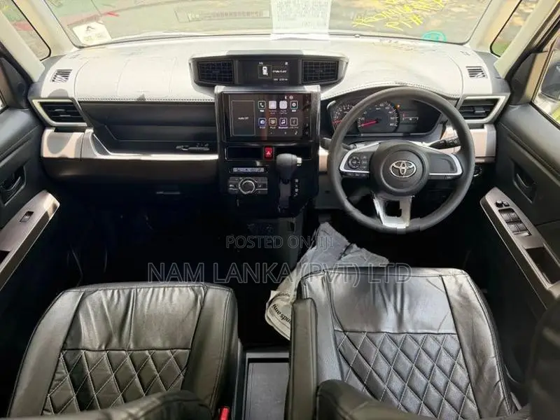 Toyota Roomy G Grade 2025