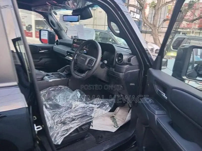 Toyota Land Cruiser Prado LC250 2025