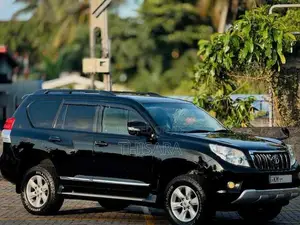 Toyota Land Cruiser Prado TX 2010