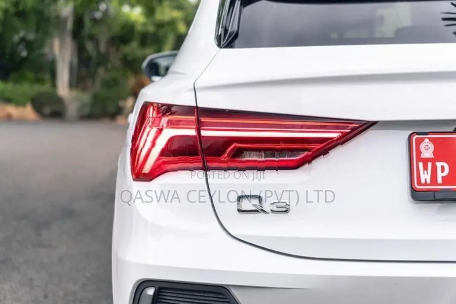 Audi Q3 Sportsback- SUNROOF 2023