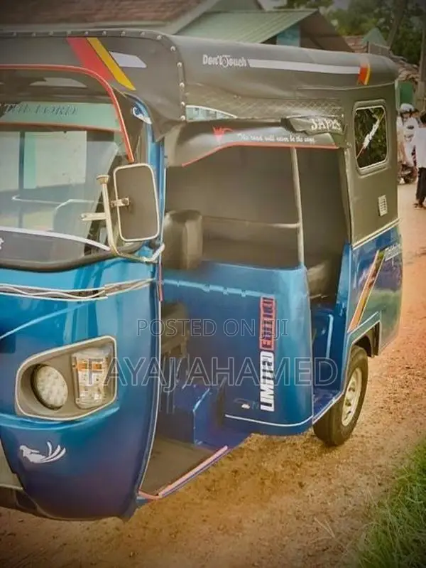 Mahindra Alfa Three Wheeler 2012