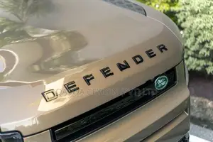 Land Rover Defender P300-X Dynamic 2023