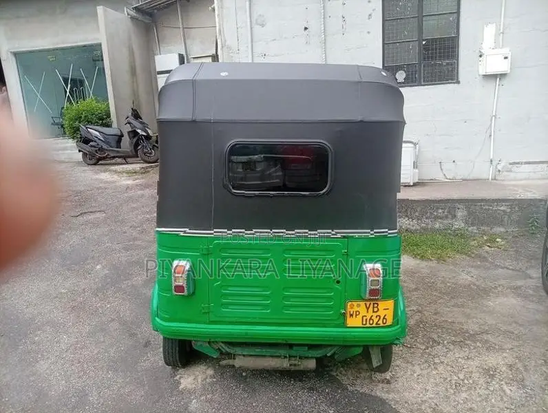 Bajaj RE Three Wheeler 2012
