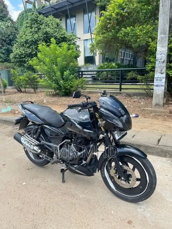 Bajaj Pulsar 150 2018