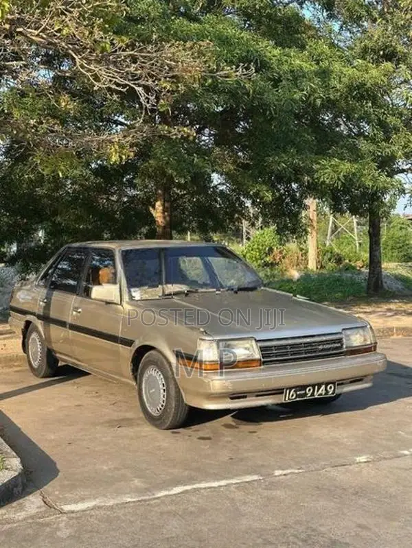 Toyota Corona 1987