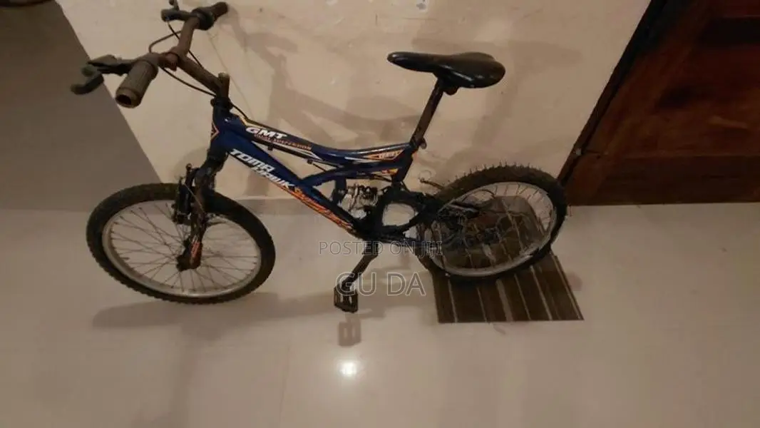 Tomahawk GMT Bicycle