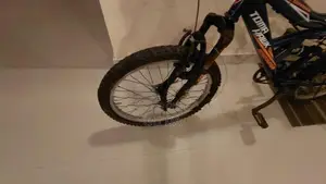 Tomahawk GMT Bicycle
