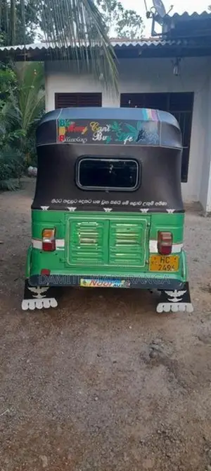 Bajaj RE 2003