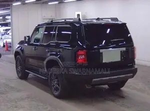 Toyota Land Cruiser Prado TRJ250W 2024
