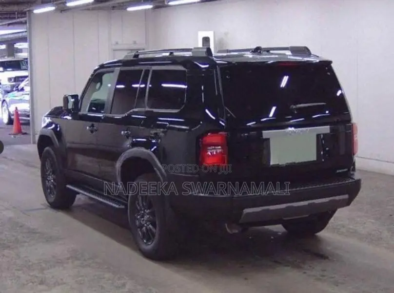 Toyota Land Cruiser Prado TRJ250W 2024