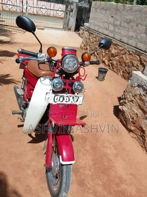 Honda MD 2002