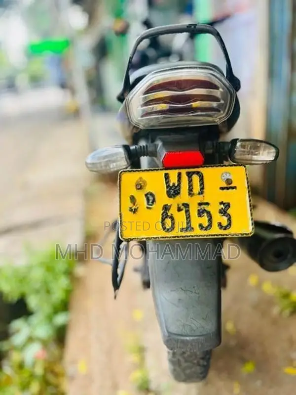 Bajaj Discover 2014