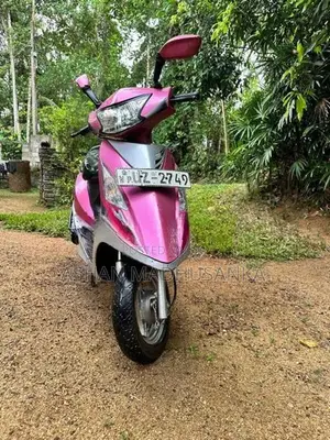 TVS Streak 2009